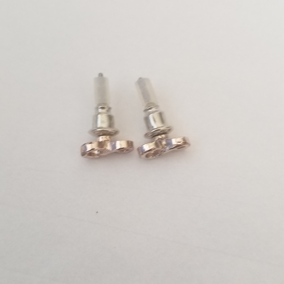 Infinity earrings - Picture 2 of 2